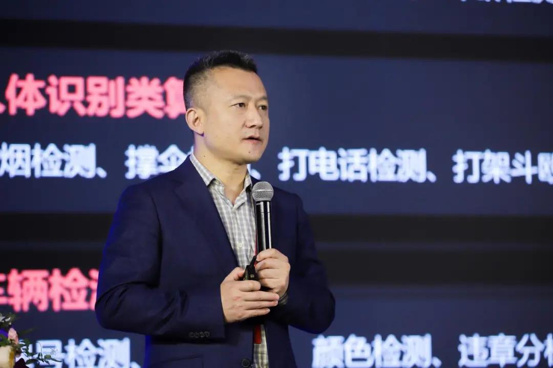 514a66740dd1846a45523d494b18bd861640850056.jpg 4.jpg